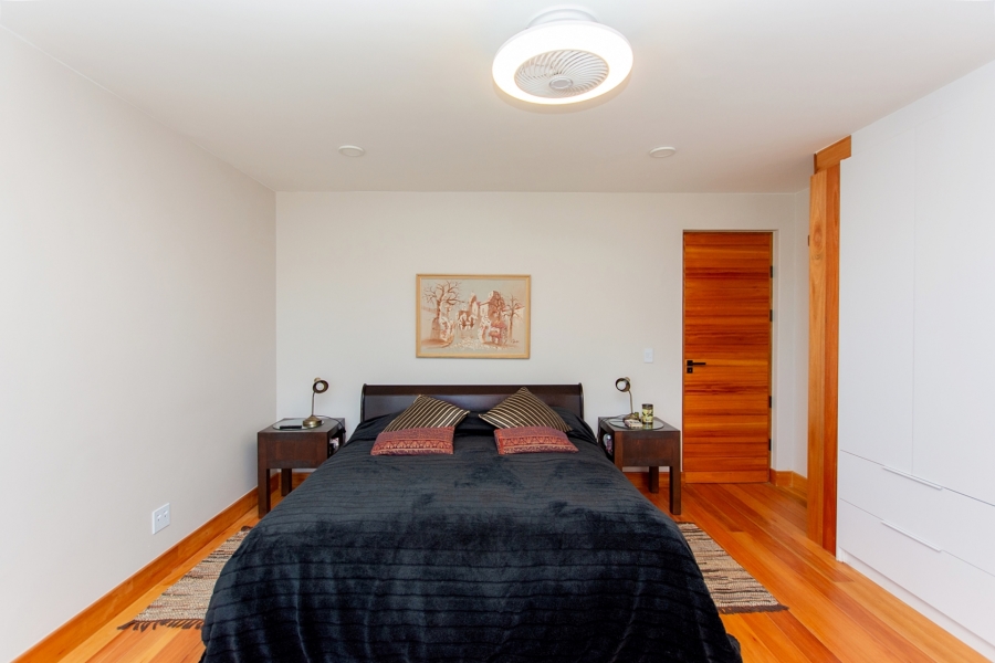 5 Bedroom Property for Sale in Paradise Beach Western Cape